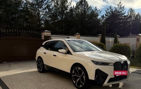 BMW iX, 2022 год, 5 590 000 рублей, 2 фотография