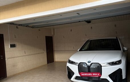 BMW iX, 2022 год, 5 590 000 рублей, 14 фотография