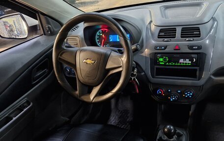 Chevrolet Cobalt II, 2013 год, 619 000 рублей, 2 фотография