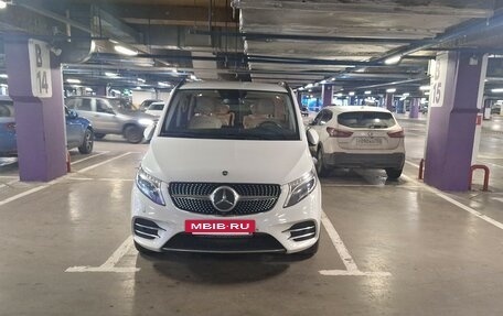 Mercedes-Benz V-Класс, 2021 год, 5 000 000 рублей, 2 фотография