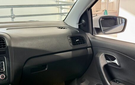 Volkswagen Polo VI (EU Market), 2012 год, 590 000 рублей, 15 фотография