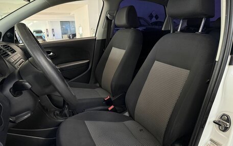 Volkswagen Polo VI (EU Market), 2012 год, 590 000 рублей, 17 фотография