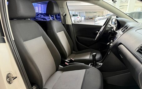 Volkswagen Polo VI (EU Market), 2012 год, 590 000 рублей, 19 фотография