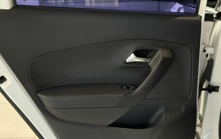 Volkswagen Polo VI (EU Market), 2012 год, 590 000 рублей, 21 фотография