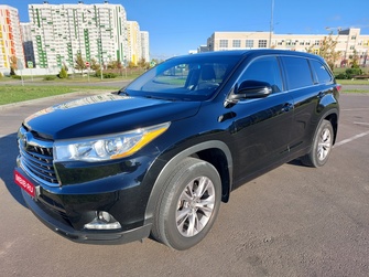 Toyota Highlander III, 2015 год, 2 350 000 рублей, 1 фотография