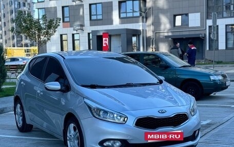KIA cee'd III, 2014 год, 1 025 000 рублей, 4 фотография