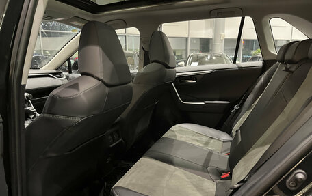 Toyota RAV4, 2025 год, 4 350 000 рублей, 15 фотография