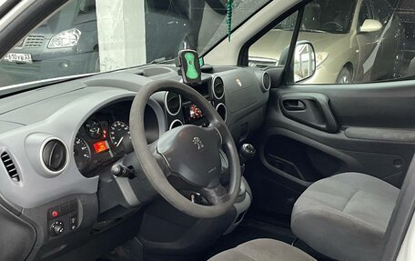 Peugeot Partner II рестайлинг 2, 2012 год, 732 000 рублей, 9 фотография