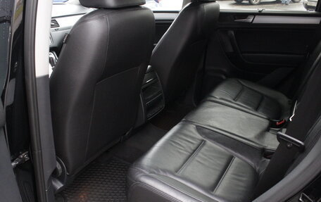 Volkswagen Touareg III, 2012 год, 2 100 000 рублей, 24 фотография