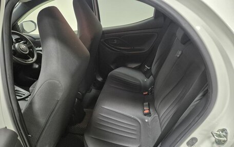 Toyota Yaris, 2020 год, 1 246 000 рублей, 14 фотография