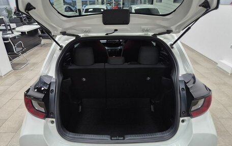 Toyota Yaris, 2020 год, 1 246 000 рублей, 8 фотография