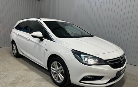 Opel Astra K, 2017 год, 1 199 000 рублей, 8 фотография