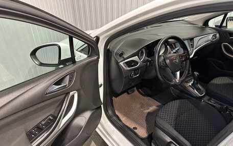 Opel Astra K, 2017 год, 1 199 000 рублей, 10 фотография