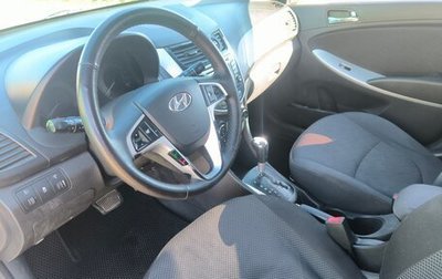 Hyundai Solaris II рестайлинг, 2011 год, 700 000 рублей, 1 фотография