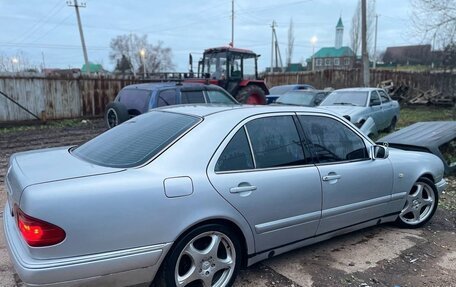 Mercedes-Benz E-Класс, 1996 год, 611 111 рублей, 5 фотография