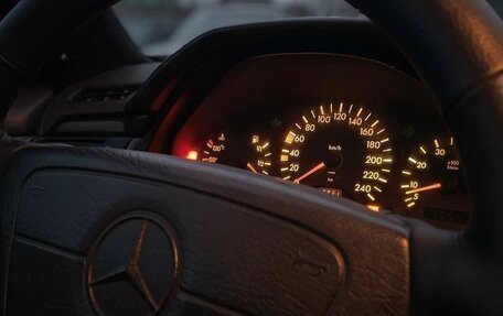 Mercedes-Benz E-Класс, 1996 год, 611 111 рублей, 11 фотография