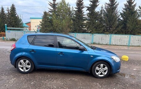 KIA cee'd I рестайлинг, 2010 год, 680 000 рублей, 3 фотография