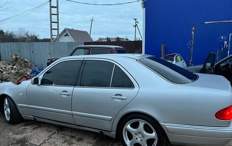 Mercedes-Benz E-Класс, 1996 год, 611 111 рублей, 20 фотография