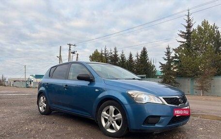 KIA cee'd I рестайлинг, 2010 год, 680 000 рублей, 2 фотография