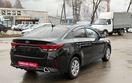 KIA Rio IV, 2021 год, 1 560 000 рублей, 2 фотография