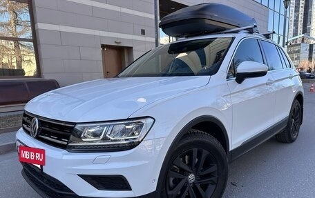 Volkswagen Tiguan II, 2018 год, 3 000 000 рублей, 3 фотография