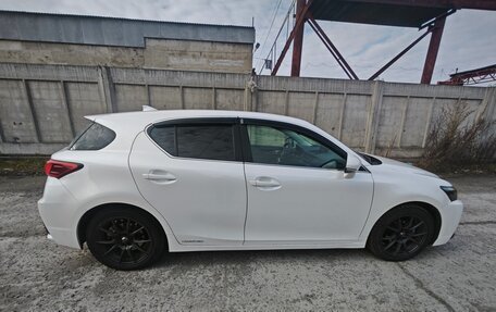 Lexus CT I рестайлинг, 2018 год, 2 550 000 рублей, 2 фотография