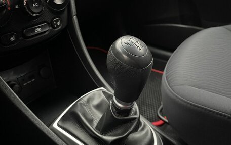 Hyundai Solaris II рестайлинг, 2013 год, 880 000 рублей, 17 фотография