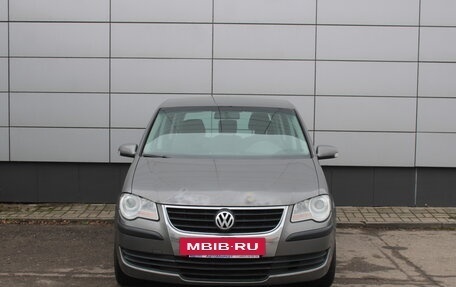 Volkswagen Touran III, 2008 год, 625 000 рублей, 2 фотография
