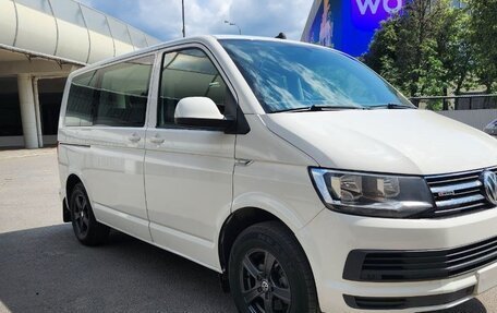 Volkswagen Caravelle T6 рестайлинг, 2019 год, 2 880 000 рублей, 2 фотография