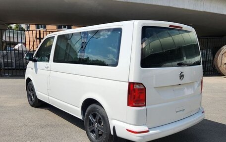 Volkswagen Caravelle T6 рестайлинг, 2019 год, 2 880 000 рублей, 6 фотография