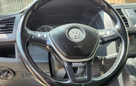 Volkswagen Caravelle T6 рестайлинг, 2019 год, 2 880 000 рублей, 14 фотография