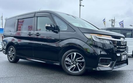 Honda Stepwgn IV, 2018 год, 1 860 222 рублей, 3 фотография