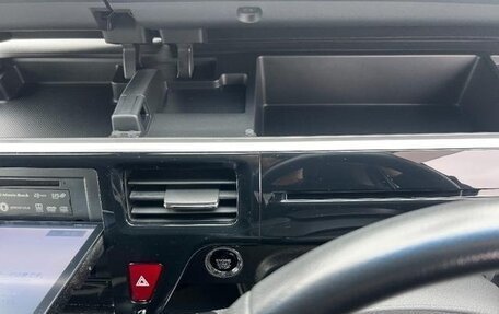 Honda Stepwgn IV, 2018 год, 1 860 222 рублей, 22 фотография