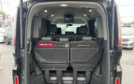 Honda Stepwgn IV, 2018 год, 1 860 222 рублей, 16 фотография