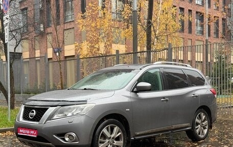 Nissan Pathfinder, 2014 год, 1 600 000 рублей, 1 фотография