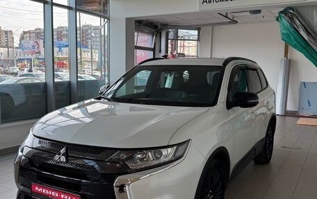 Mitsubishi Outlander III рестайлинг 3, 2020 год, 2 534 000 рублей, 1 фотография