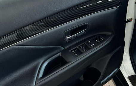 Mitsubishi Outlander III рестайлинг 3, 2020 год, 2 534 000 рублей, 9 фотография