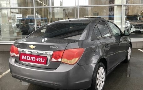 Chevrolet Cruze II, 2011 год, 620 000 рублей, 5 фотография