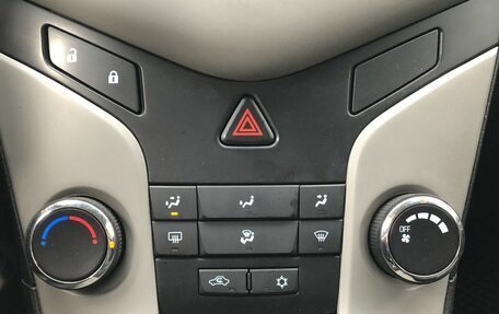 Chevrolet Cruze II, 2011 год, 620 000 рублей, 15 фотография