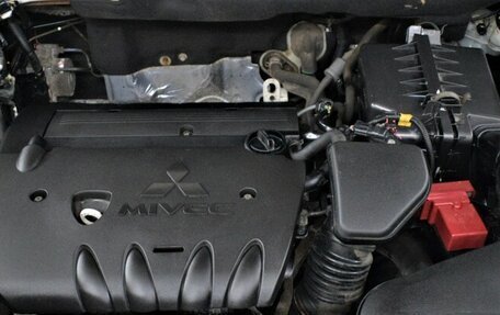 Mitsubishi Outlander III рестайлинг 3, 2014 год, 1 469 000 рублей, 15 фотография