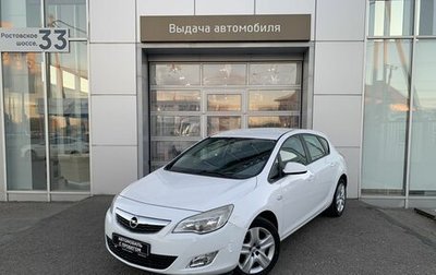 Opel Astra J, 2011 год, 640 000 рублей, 1 фотография