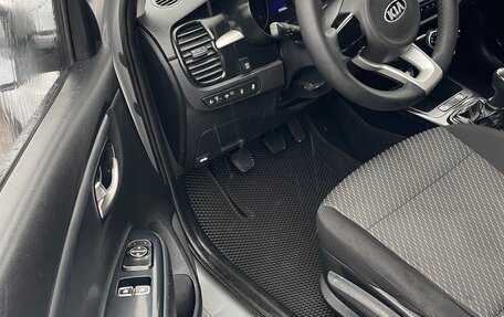 KIA Rio IV, 2018 год, 770 000 рублей, 7 фотография