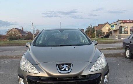 Peugeot 308 II, 2011 год, 560 000 рублей, 2 фотография