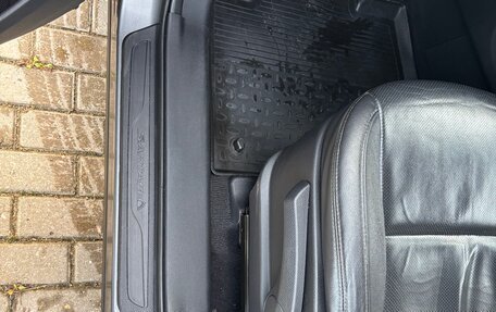 Hyundai Santa Fe III рестайлинг, 2013 год, 1 800 000 рублей, 12 фотография