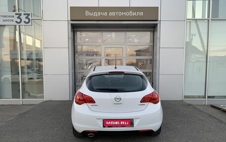 Opel Astra J, 2011 год, 640 000 рублей, 6 фотография
