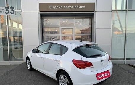 Opel Astra J, 2011 год, 640 000 рублей, 7 фотография