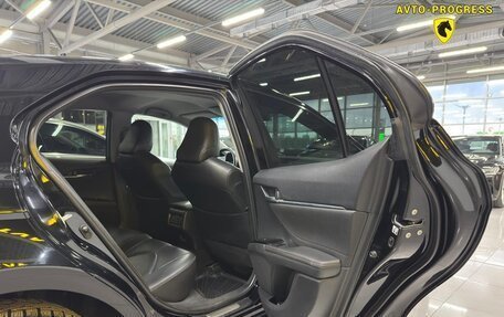 Toyota Camry, 2018 год, 2 050 000 рублей, 9 фотография