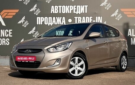 Hyundai Solaris II рестайлинг, 2014 год, 880 000 рублей, 3 фотография