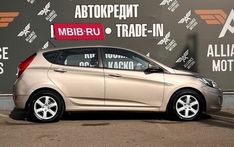 Hyundai Solaris II рестайлинг, 2014 год, 880 000 рублей, 9 фотография
