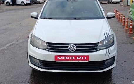 Volkswagen Polo VI (EU Market), 2018 год, 700 000 рублей, 2 фотография